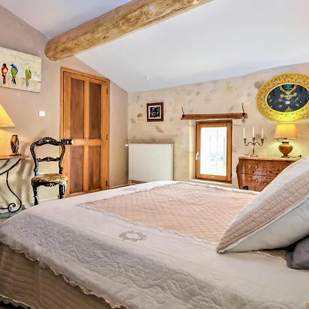 6 Bedroom Beautiful In בית נופש *