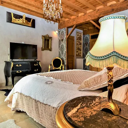 בית נופש 6 Bedroom Beautiful In *