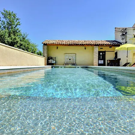 בית נופש 6 Bedroom Beautiful In *