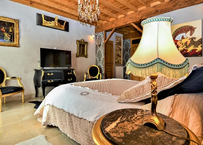Ferienhaus Lovely In *