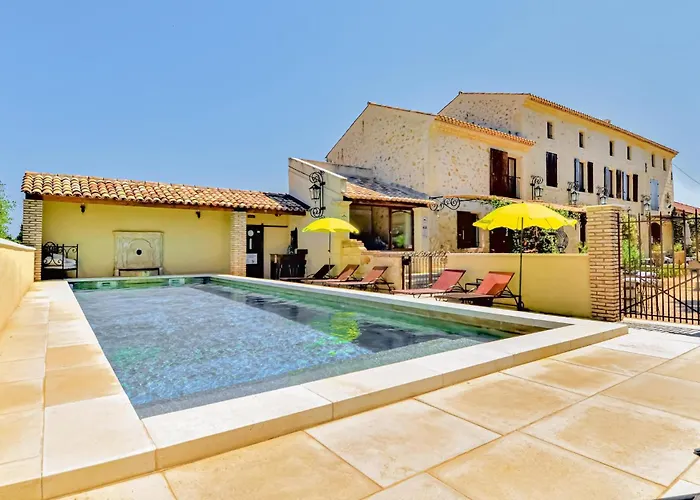 Ferienhaus Lovely In *